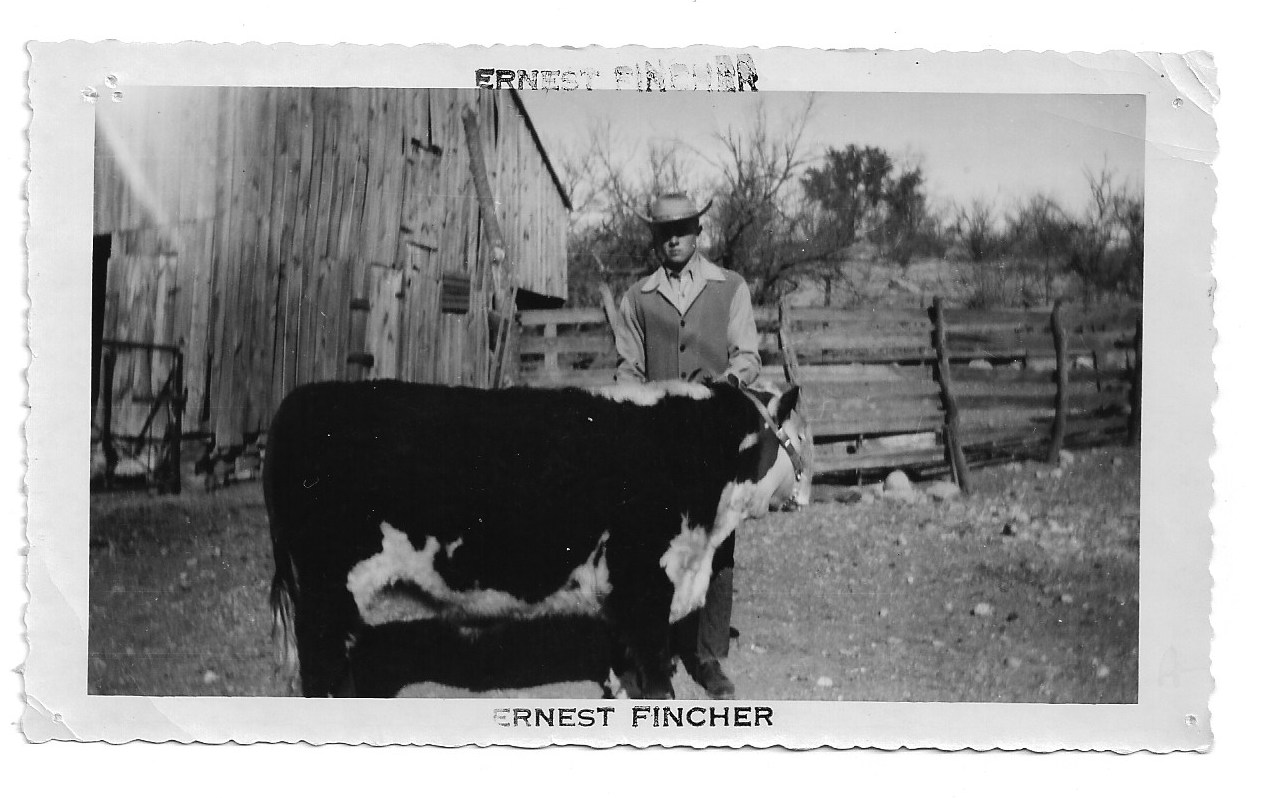 images/ErnestFincher/1949-00-00-BuddyWithStreak.jpg