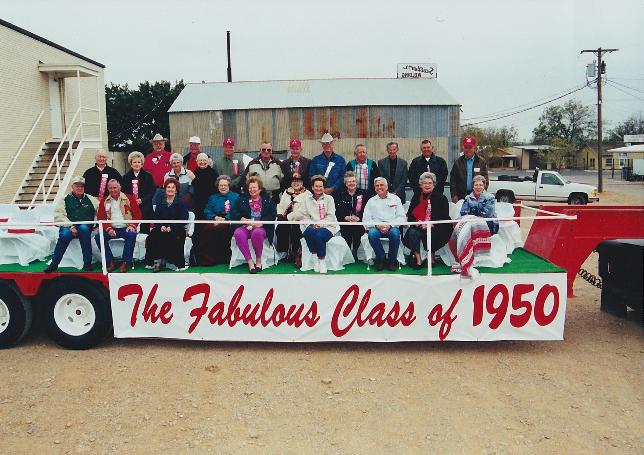 images/ErnestFincher/2000-00-00-ClassOf1950AlbanyHigh.jpg